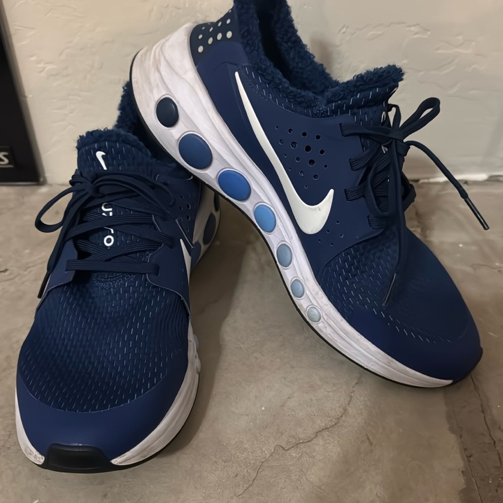 Nike CruzrOne Navy/White